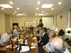 平成27年度総会後全員集会兼懇親会風景